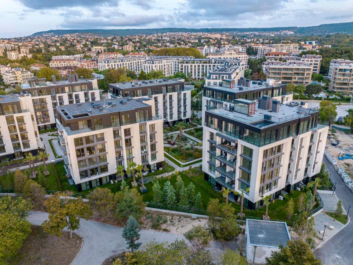 Sea Flats With Parking And Pool In Azur Residence Sveti Konstantin Buitenkant foto
